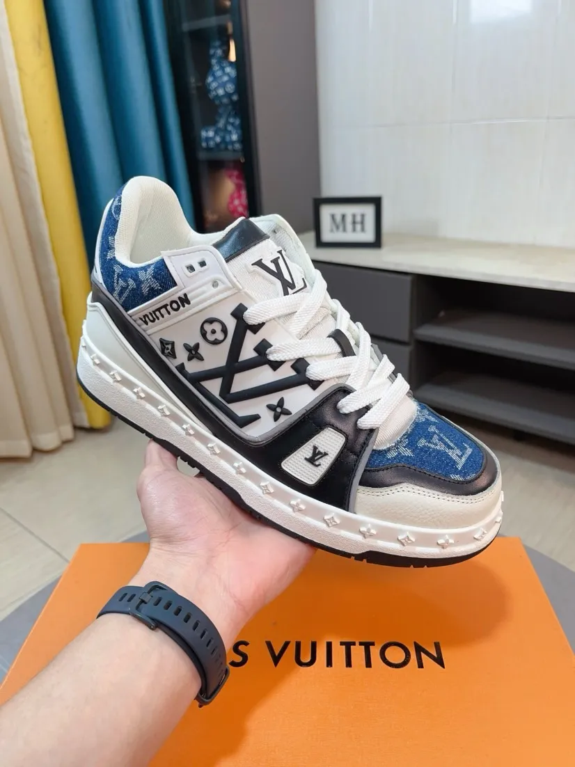Men's men's shoes 💰620🌹🌹 Comes with a full set of packaging "Loui* Vuitto*" LV's new Gaobang sports and casual shoes. Imported first-layer cowhide ➕ Imported sheepskin lining is high-end and comfortable, and the original outsole is light and wear-resistant! Purely handmade, details determine quality! Code number 38-44
